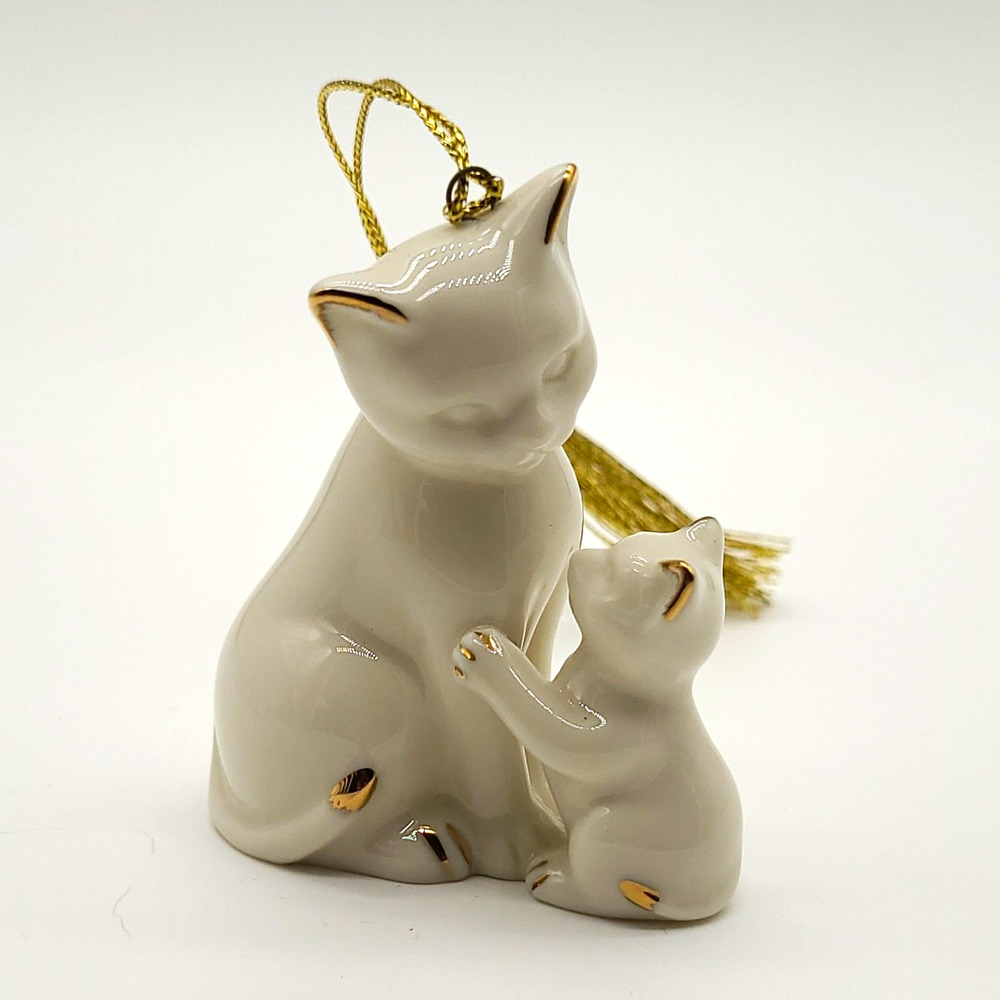 Vintage Mikasa Porcelain Cat and Kitten Christmas Ornament White Gold Trim 2"